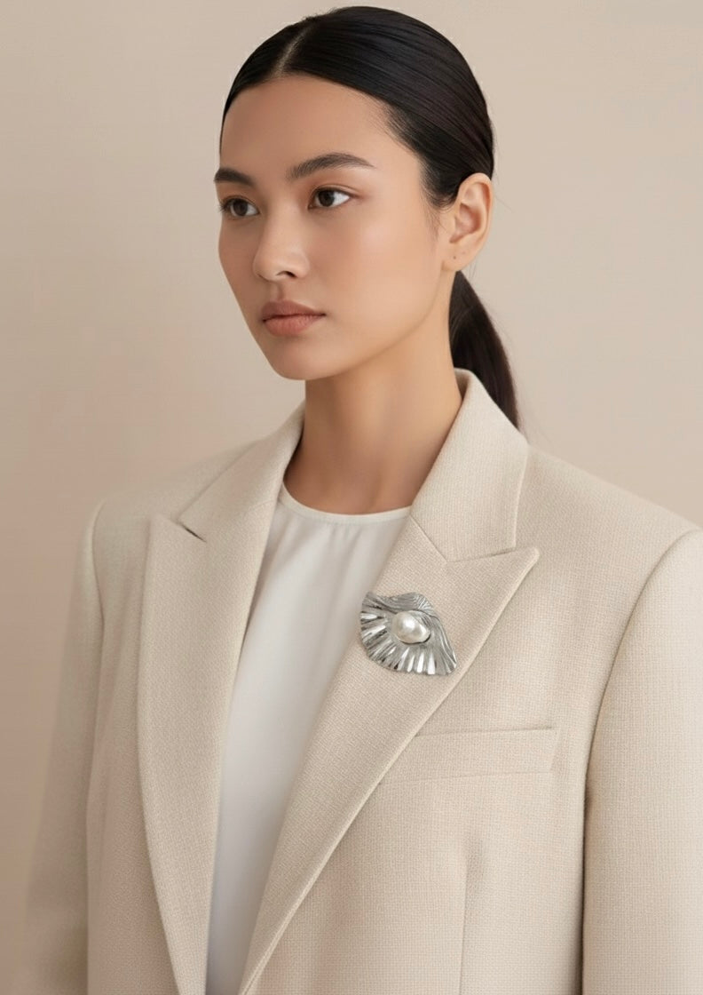 Shell Shaped Pearl Pin Brooch