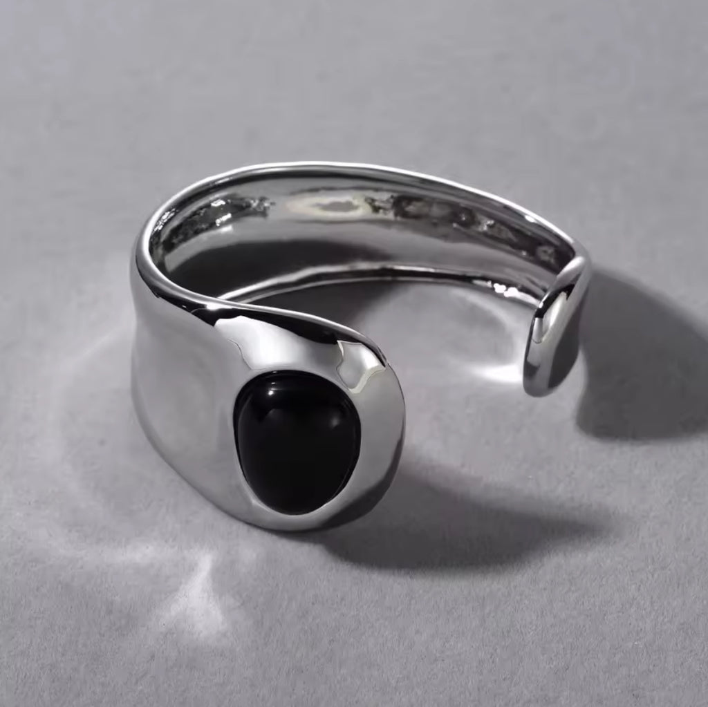 Onyx Open Bracelet