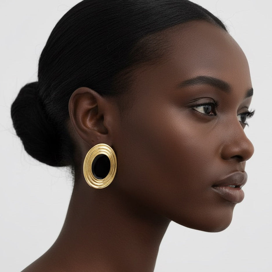 Round Frame Earrings