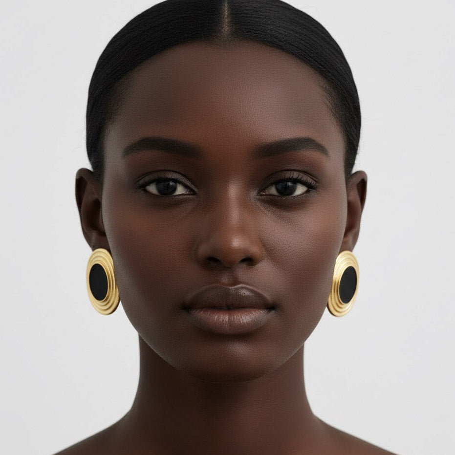 Round Frame Earrings