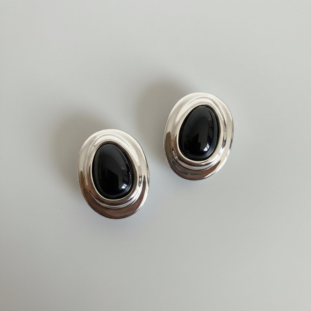 Egg Shape Agate Earrings