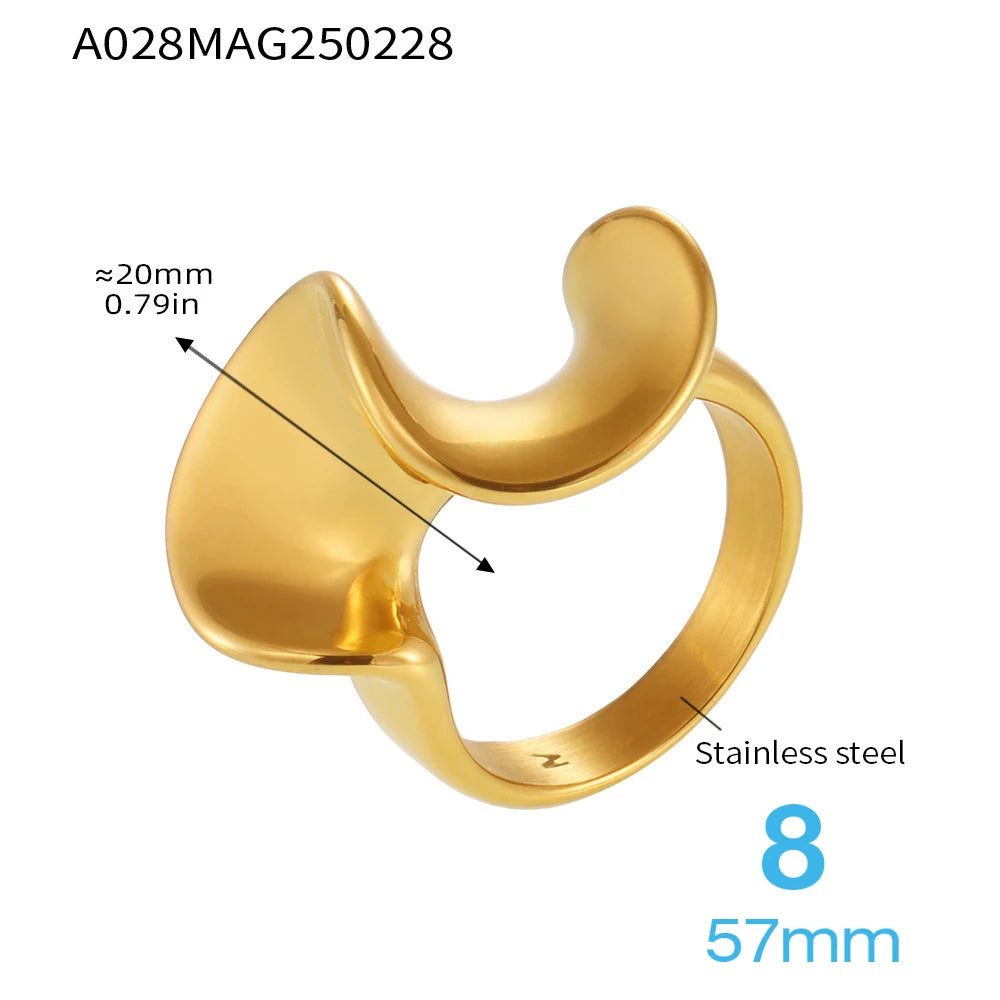Curves Ring