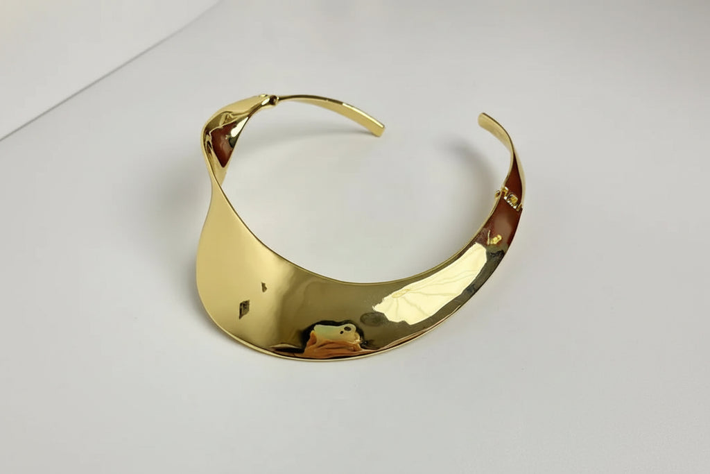 Statement Twist Necklace