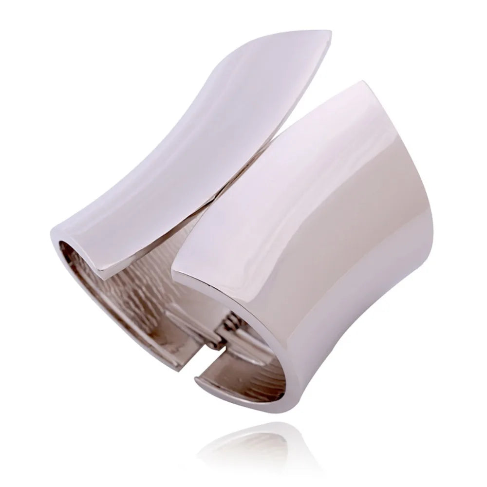 Asymmetric Chunky Bracelet