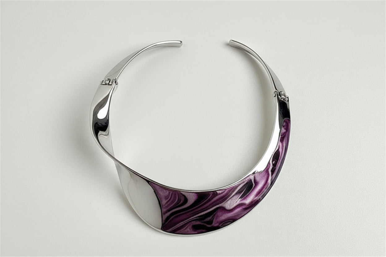 Statement Twist Necklace